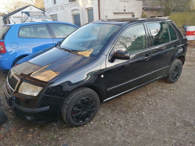 Skoda Fabia 1.4 16V 74 kW, Klima, ZV, EFH, TÜV NEU