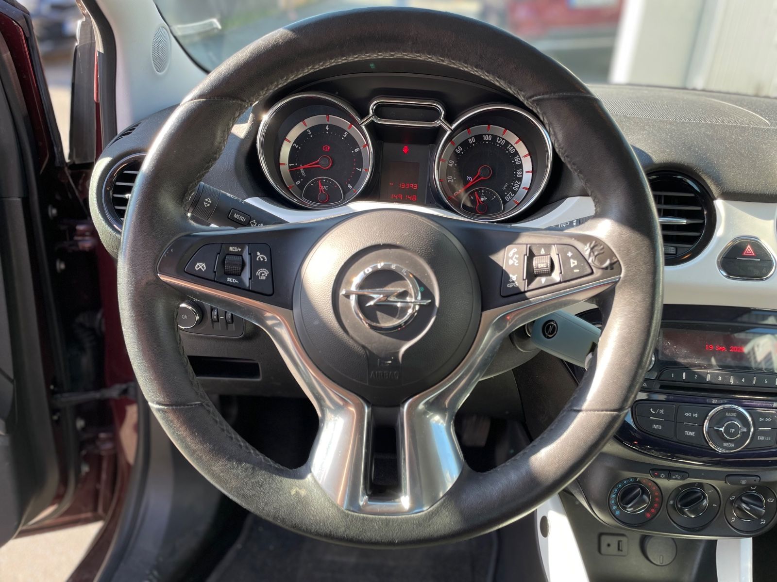 Fahrzeugabbildung Opel Adam Jam |City|Klima|Bluetooth|Hill Start Assist