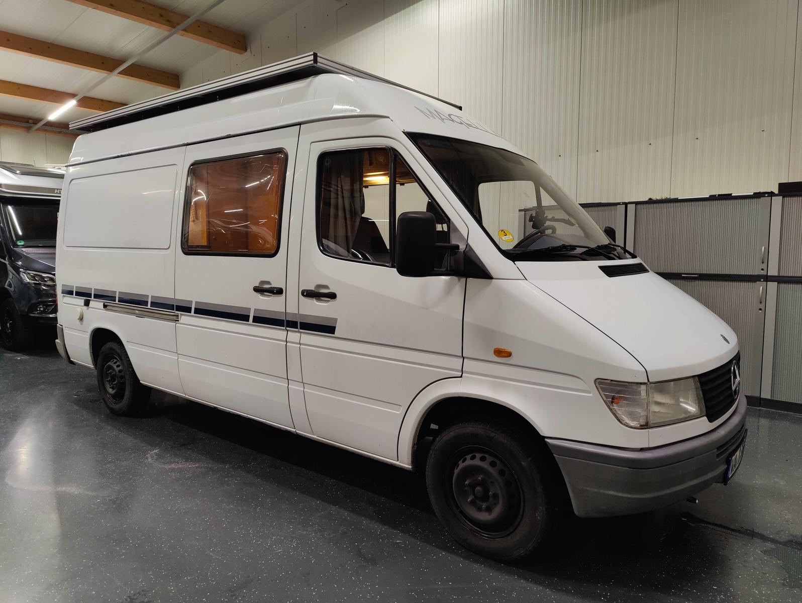 La Strada Magellan.Solar.Dachterasse.Wassertank