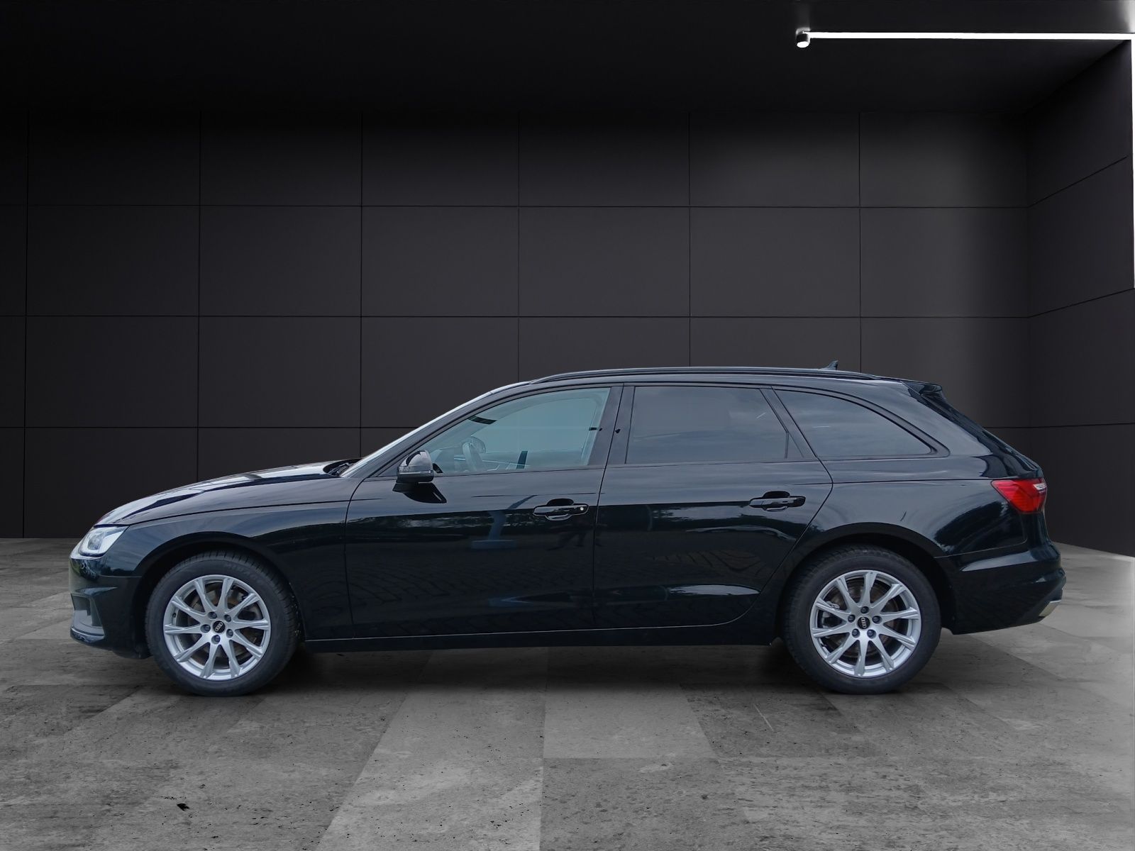 Fahrzeugabbildung Audi A4 Avant 35 TFSI  Navi GRA PDC SH LM