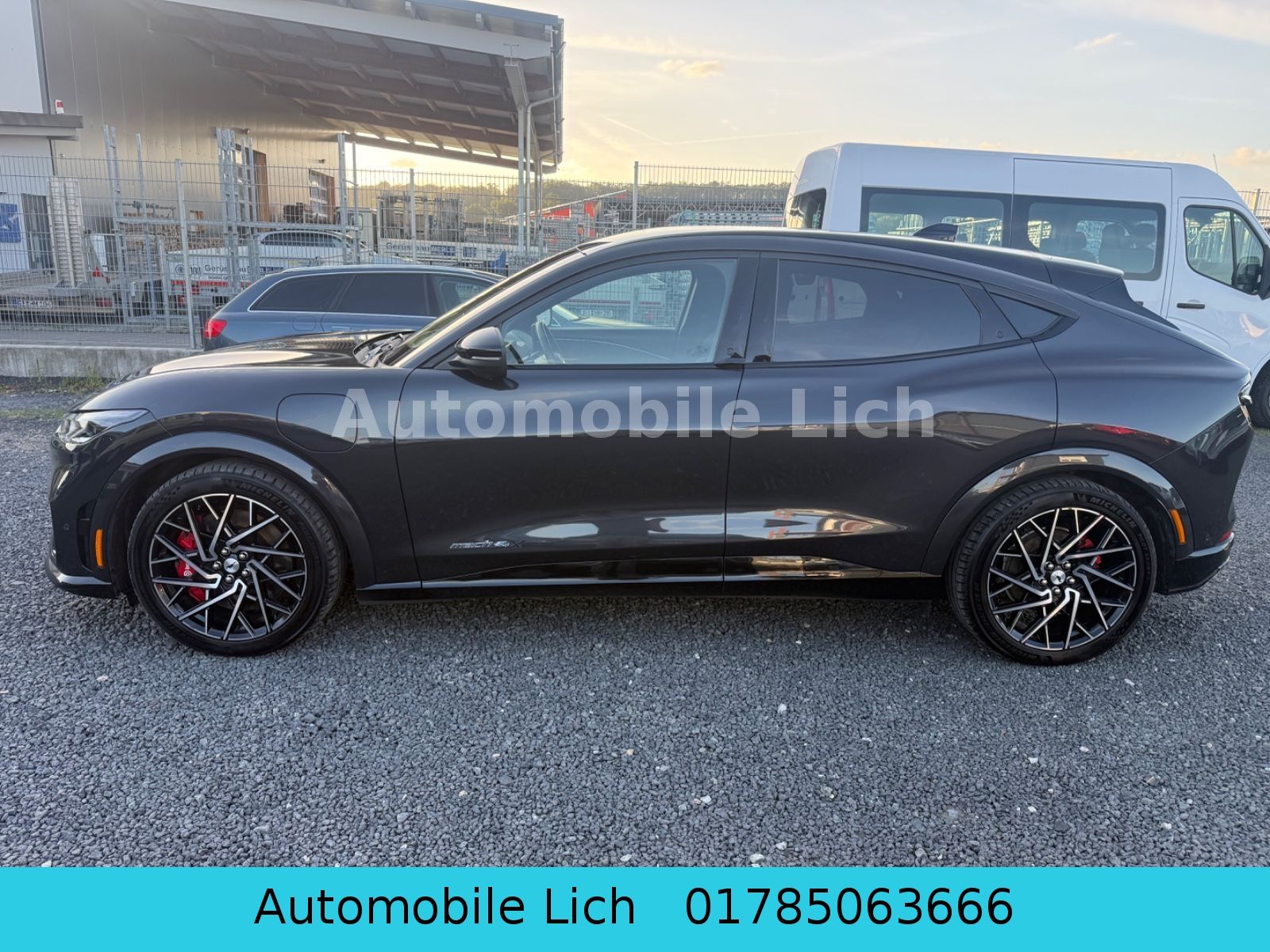 Ford Mustang Mach-E GT AWD 1Hand Navi imagem 3