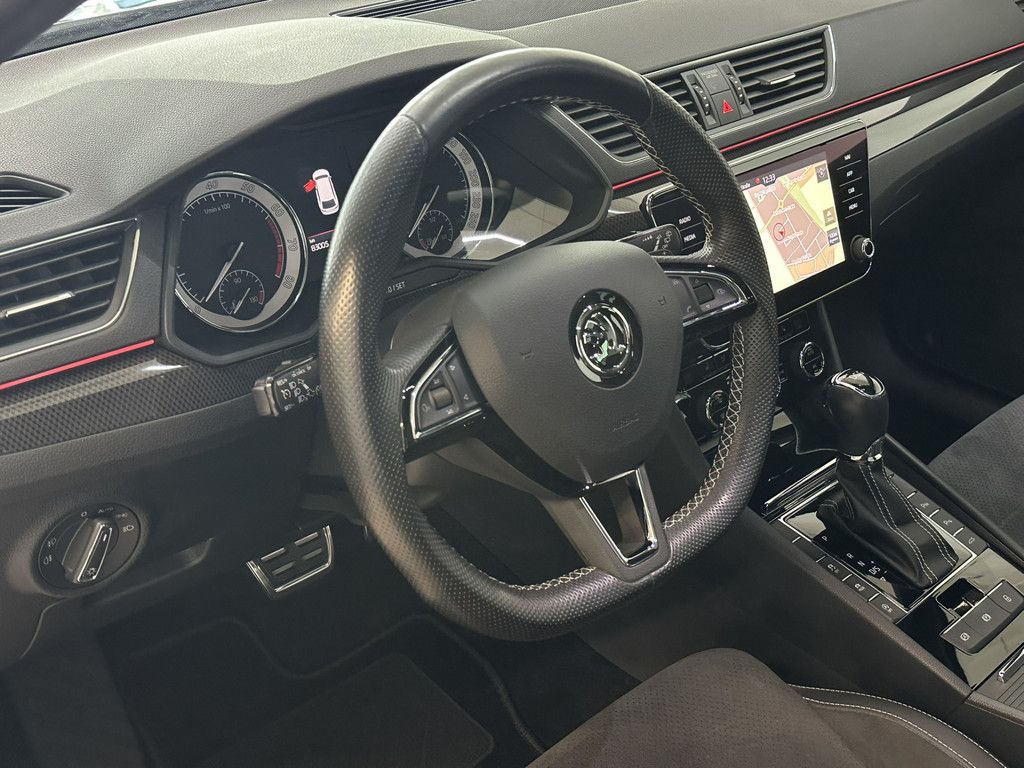 Skoda Superb Combi 2.0 TSI DSG SportLine DCC NAVI PANO foto 13