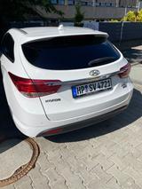 Hyundai i40 1.7 CRDi 85kW Comfort Comfort - Hyundai i40: Limousine