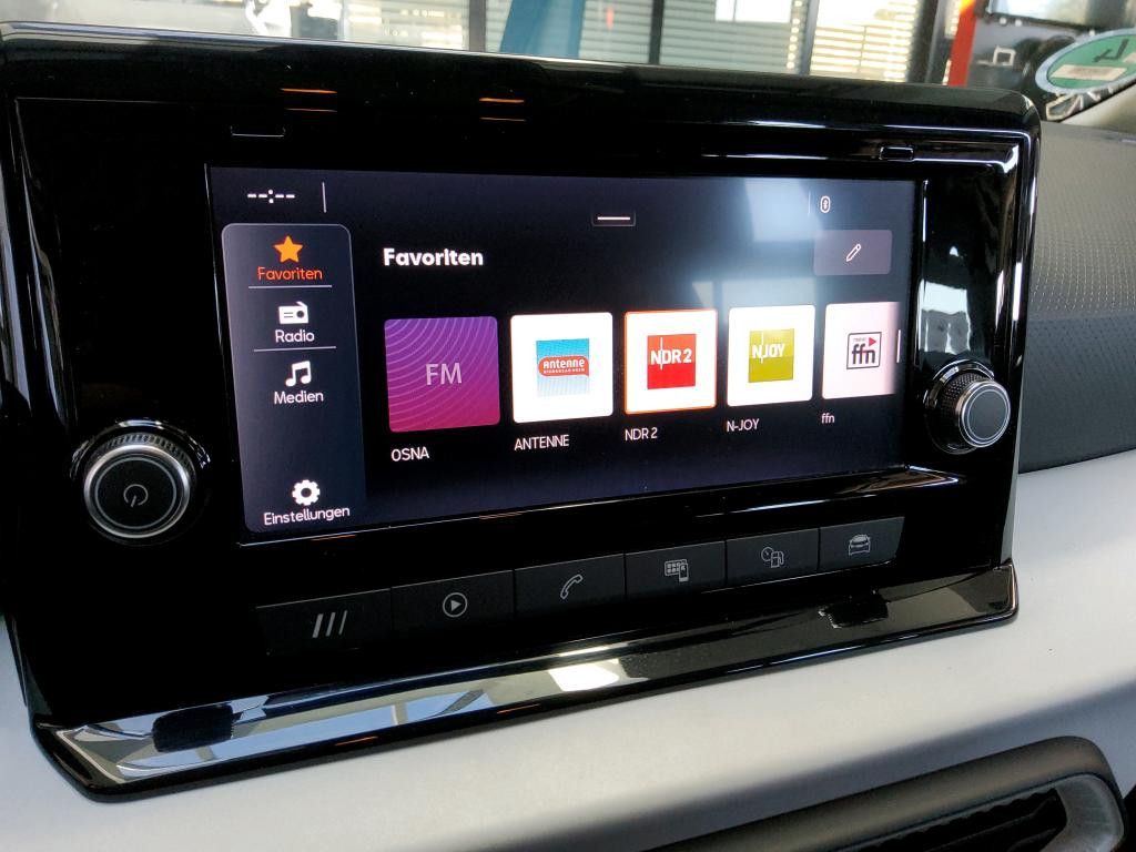 Fahrzeugabbildung SEAT Ibiza 1.0 TSI Style-KAMERA-VIRTUAL-LED-APPS-