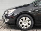 Opel Astra J Design Edition GSD|NAVI|SHZ|TEMPOMAT|MFL - Opel Astra aus 2011: Design Edition
