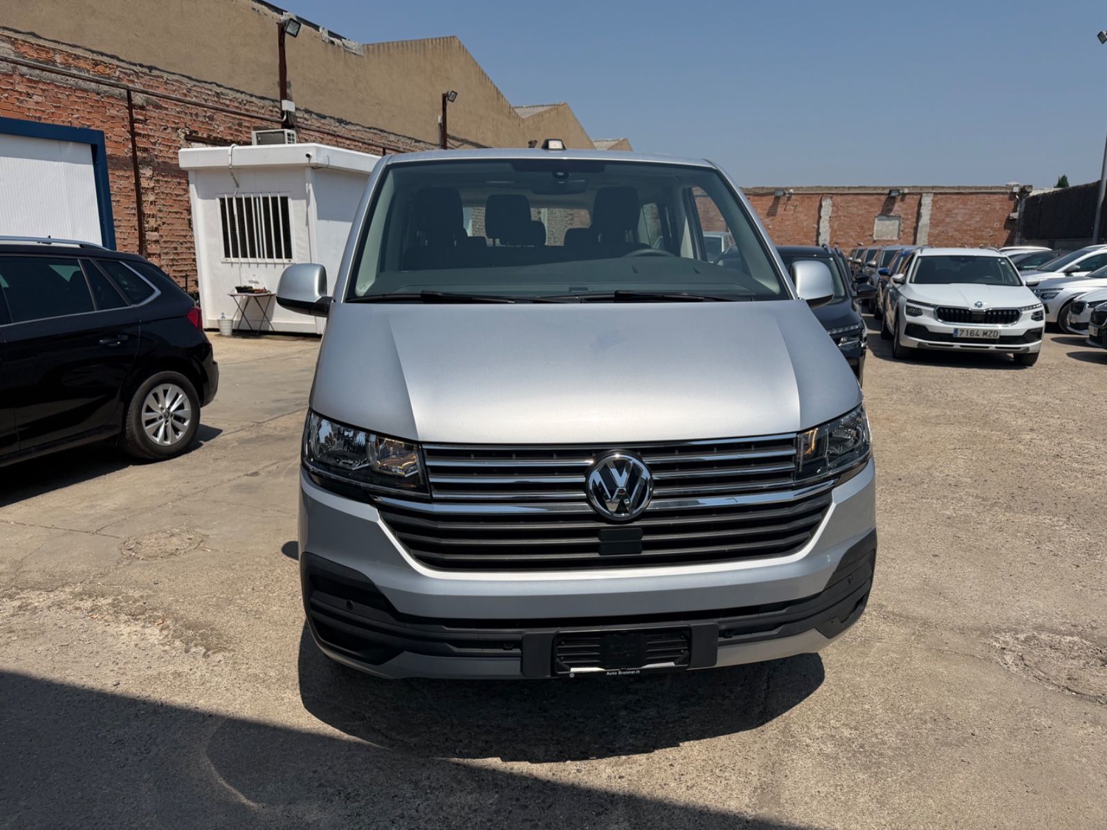 Volkswagen T6 Caravelle Comfortline 6V Manual imagem 2