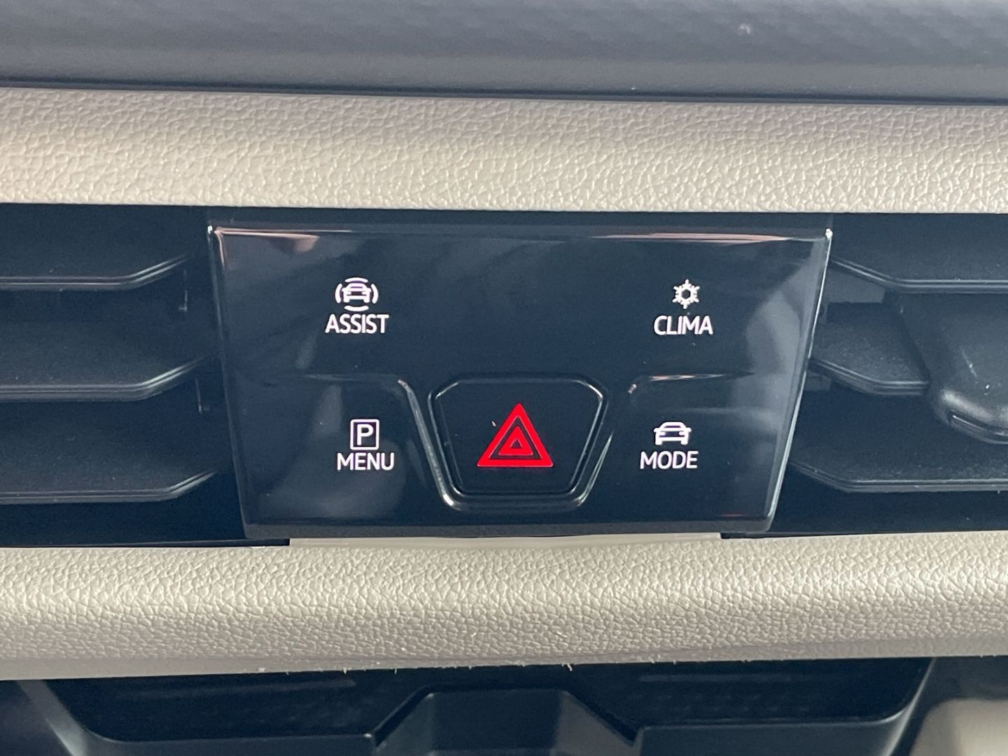 T7 Multivan 1.4 TSI eHybrid AHK/Kamera/LED/App-C