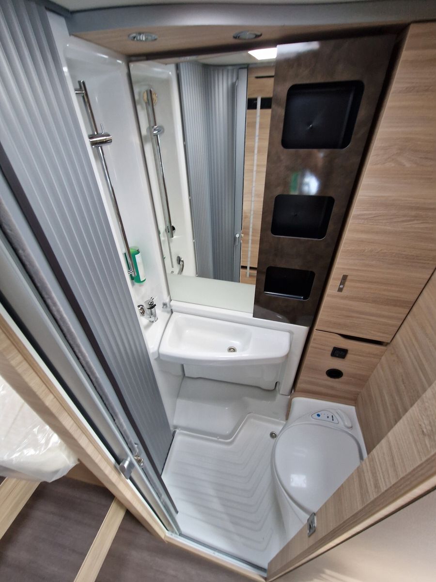 Fahrzeugabbildung Knaus Van TI PLUS PLATINUM SELECTION 650 MEG 90051UPE