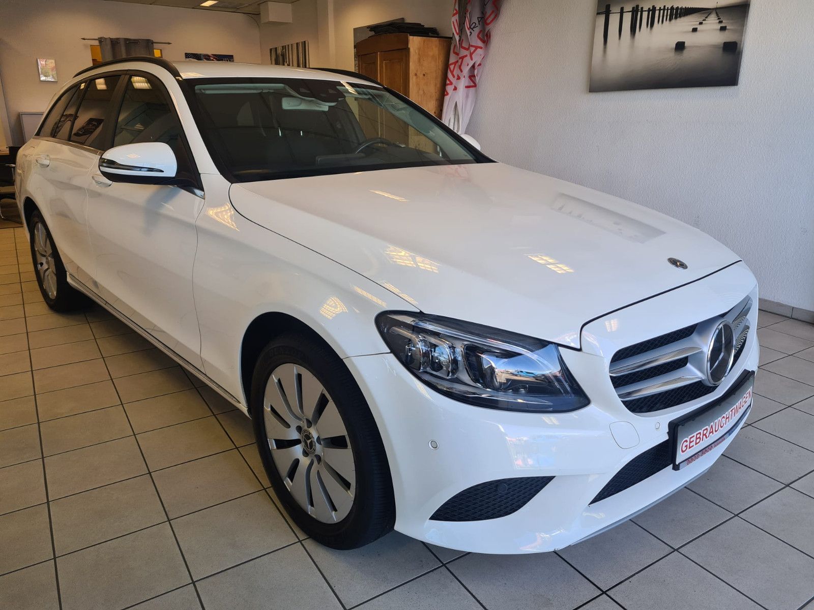 Fahrzeugabbildung Mercedes-Benz C 220 T-Modell d 4Matic / MULTIBEAM / KAMERA /