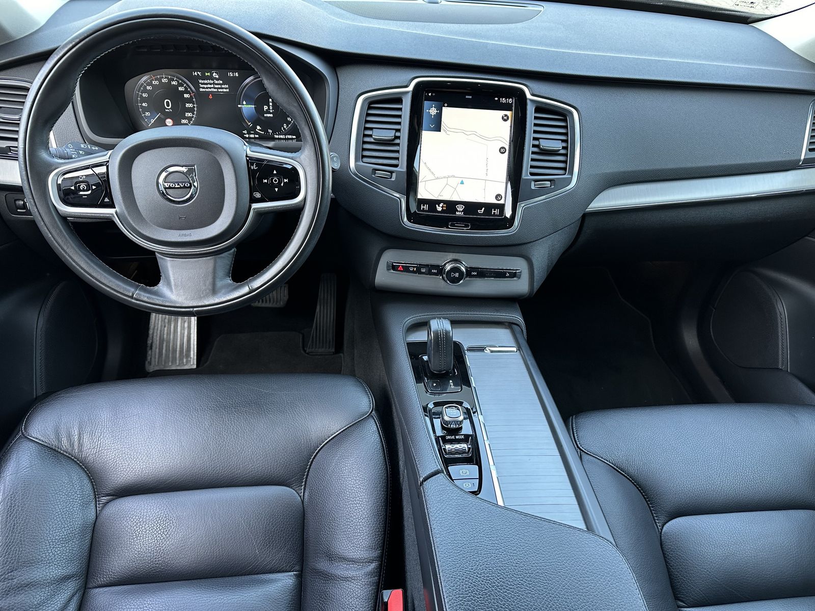 Fahrzeugabbildung Volvo XC90 R Design AWD 7-Sitzer NAV+LED+19ZO+ACC