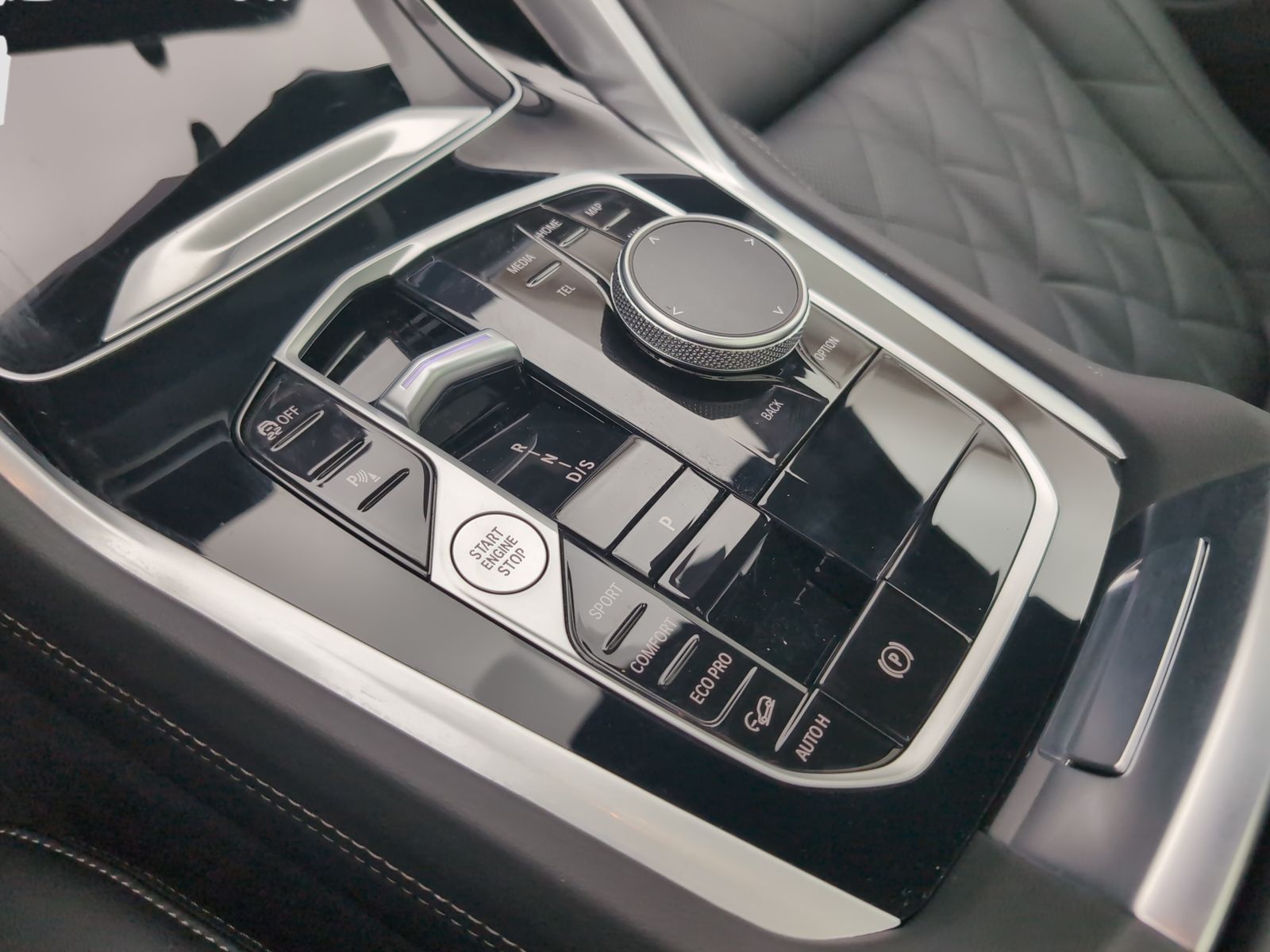 BMW X6 - Bild 13