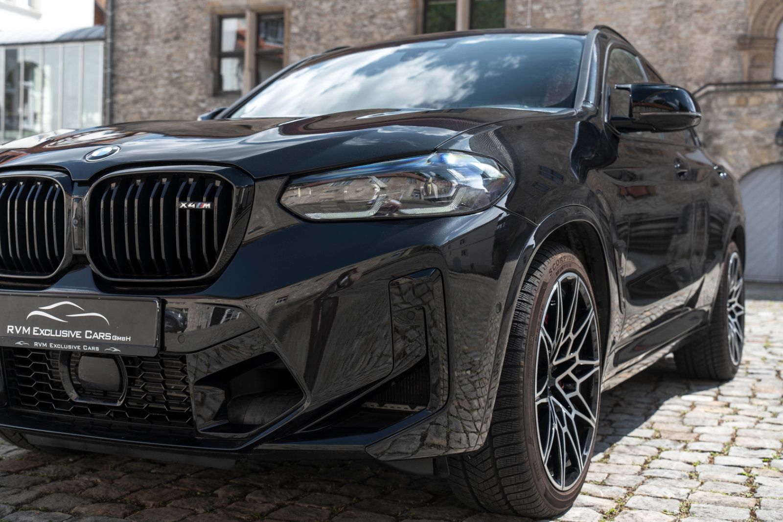 Fahrzeugabbildung BMW X4 M COMPETITION ACC H&K HUD LED 360°