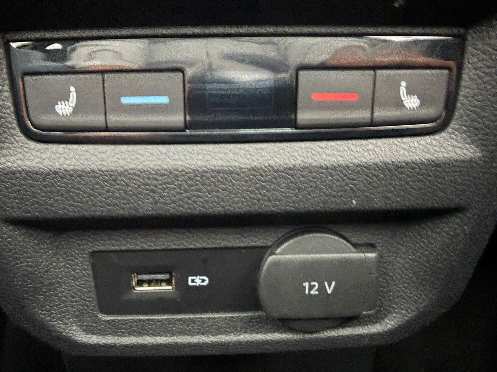 VW Tiguan Allspace 4Motion 7 Sitzer/Scheckheft – Foto 21