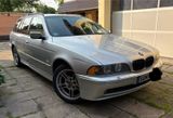 BMW 520i A Touring - - BMW 520 aus 2001: Kombi, 520i
