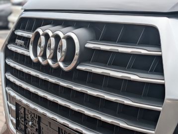 Audi Q7 - 12