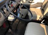 Volkswagen T2a - Volkswagen T2: Van