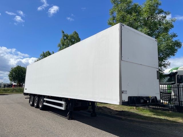 Van Eck UT-3, 3-achsen, luftgefedert, scheibebremsen