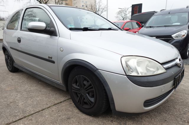 Opel Corsa 1.2 16V Sport