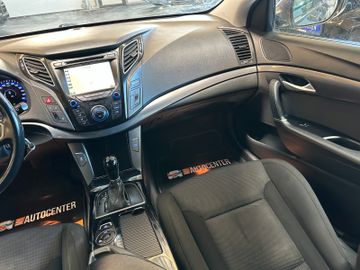 Hyundai i40 cw blue Premium *Navi*TOP*AHK*