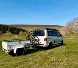 Volkswagen T5 Multivan Allrad mit Camperausbau und Anhänger - Volkswagen T5: Van, Camper