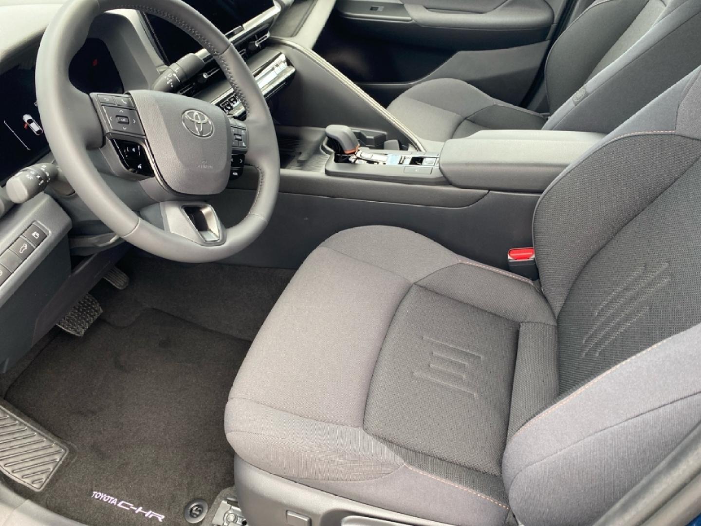 Toyota C-HR Hybrid 1,8 l, 140 PS CVT TEAMPLAYER TECHNIK