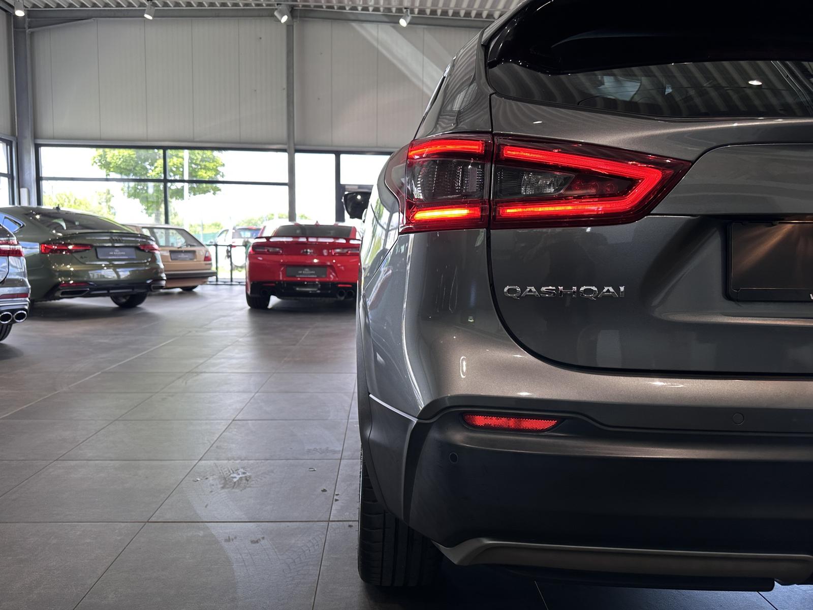 Nissan Qashqai *PANO, SPURHALTE, TOTWINKEL, 360GR.*