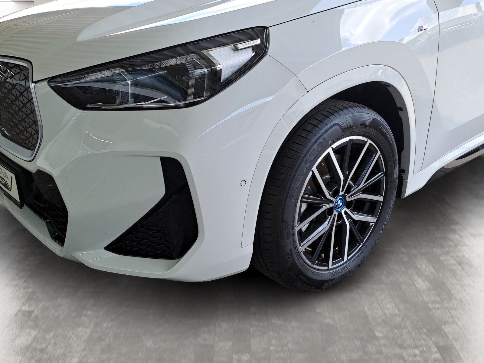 BMW iX1 - Bild 12