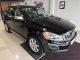 Volvo XC60 DRIVe R Design*2.HAND*S-HEFT*LEDER*AHK*VOLL - Volvo Gebrauchtwagen von 2010