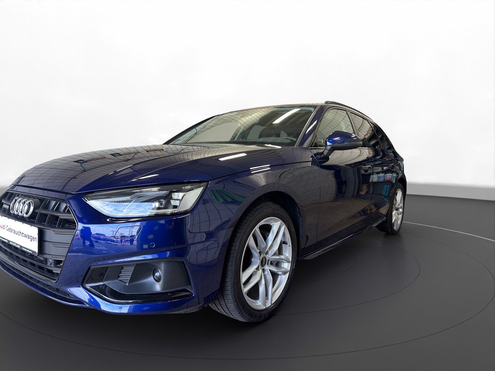 Audi A4 Avant 40 TFSI quattro S tronic advanced | AHK foto 2