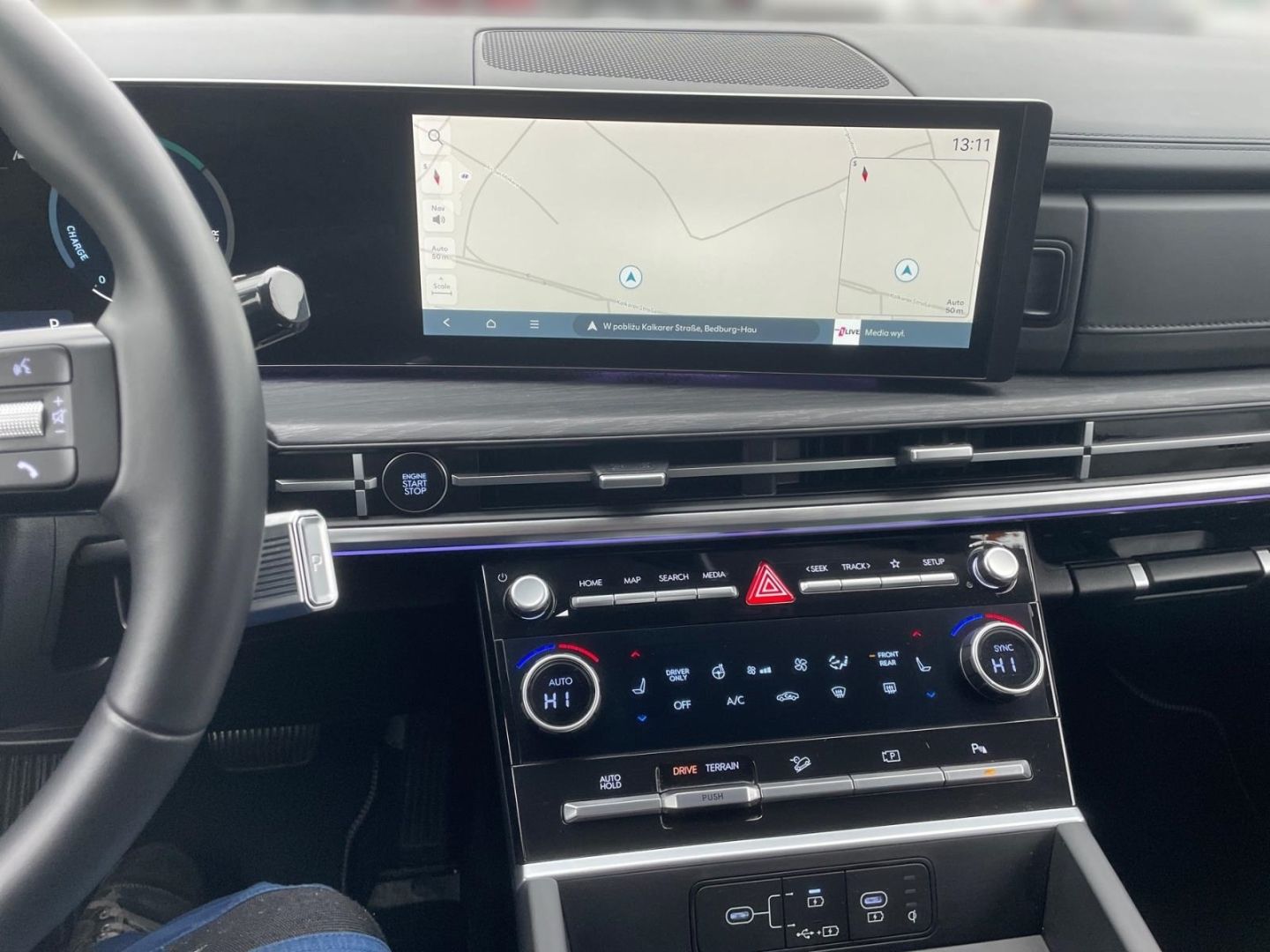 Fahrzeugabbildung Hyundai SANTA FE Hybrid (7-Sitzer) Signature Navi Kamera