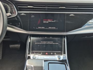 Audi Q8 - 6
