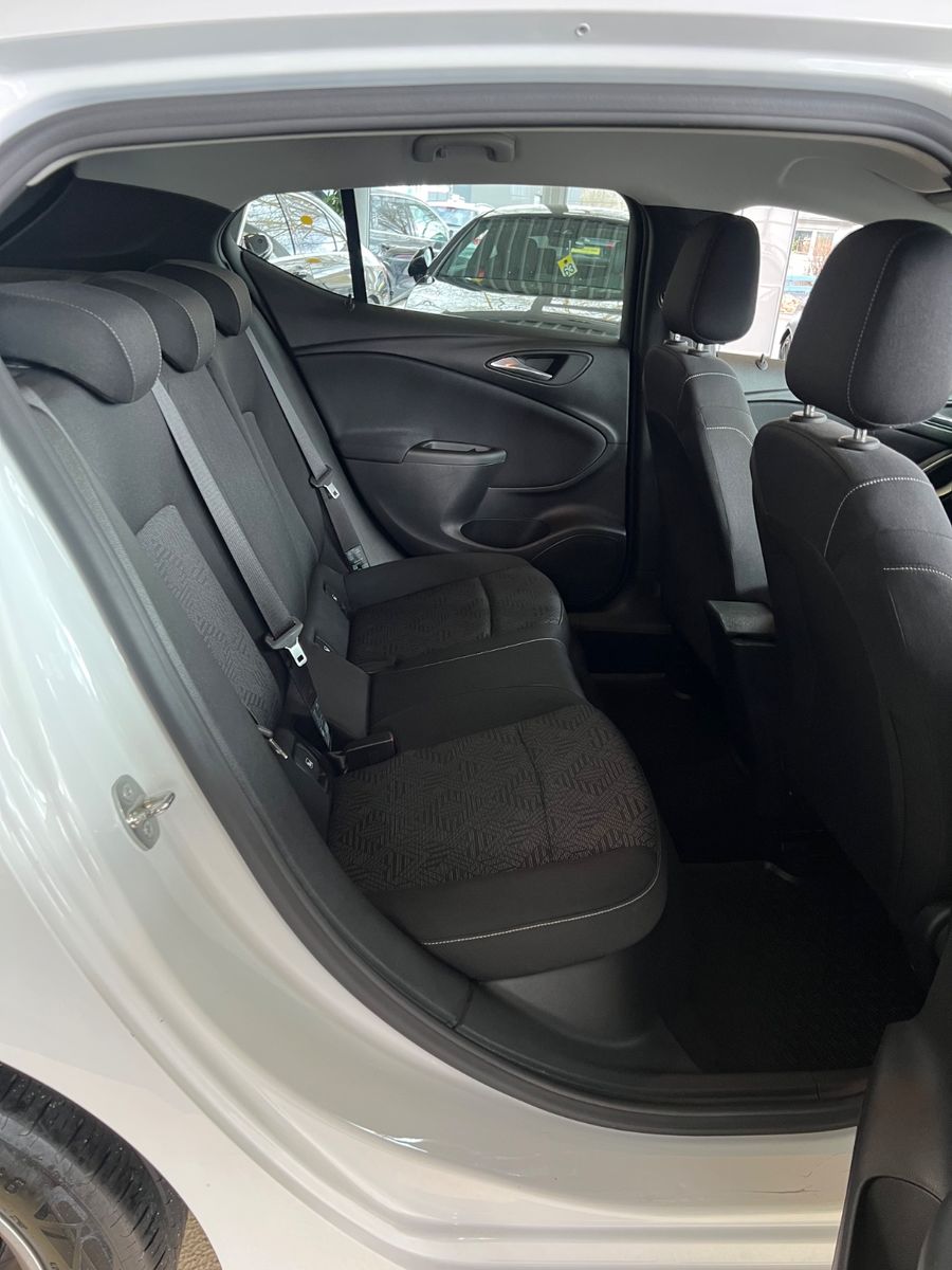 Fahrzeugabbildung Opel Astra K Lim. 5-trg. Active Start/Stop