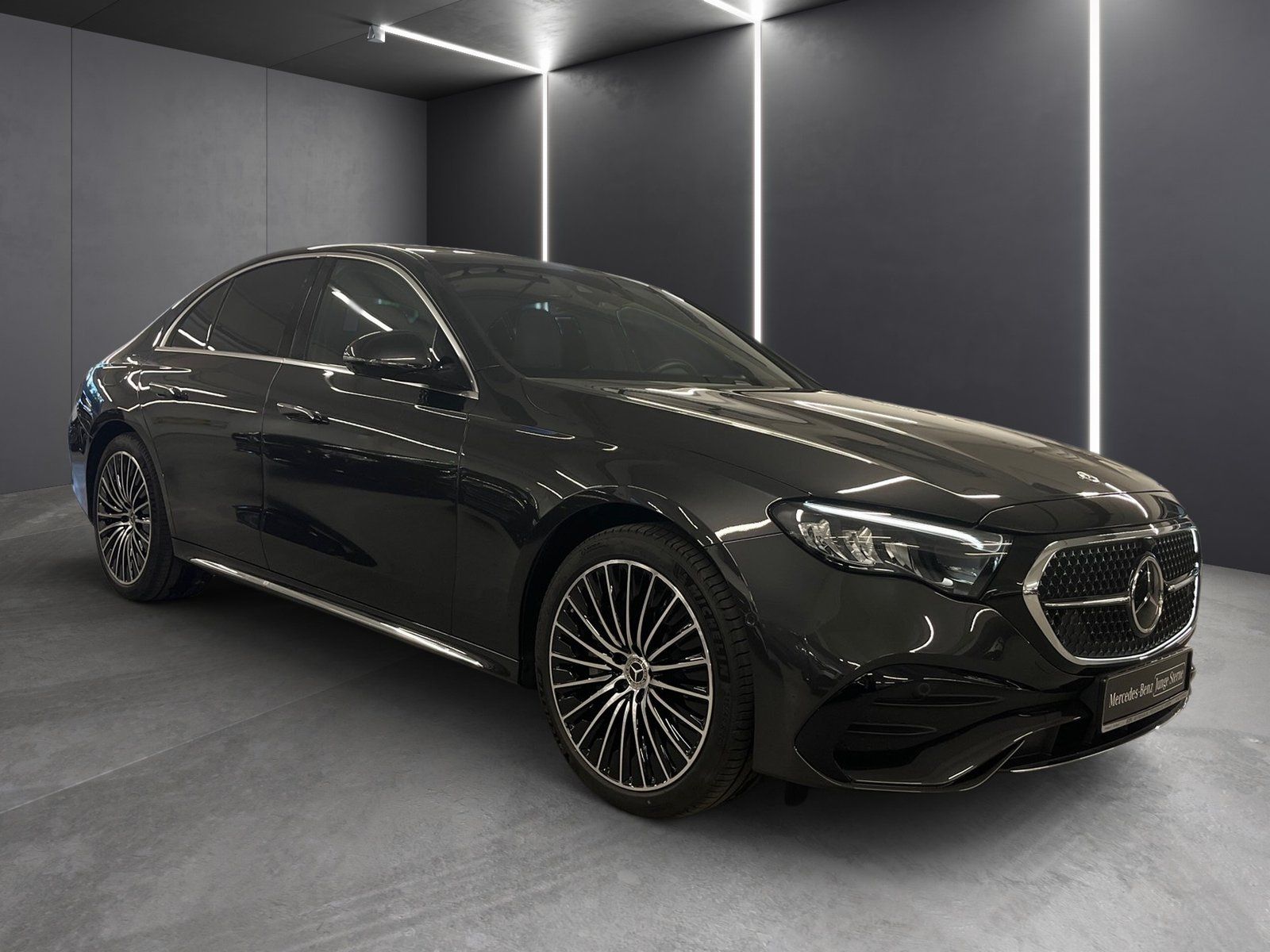 Fahrzeugabbildung Mercedes-Benz E 300 de AMG*Distronic*360*Pano*Burmester*Totwin