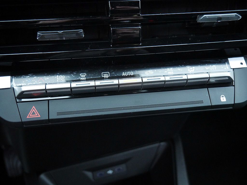 Fahrzeugabbildung Renault Clio Techno Full Hybrid E-Tech 160