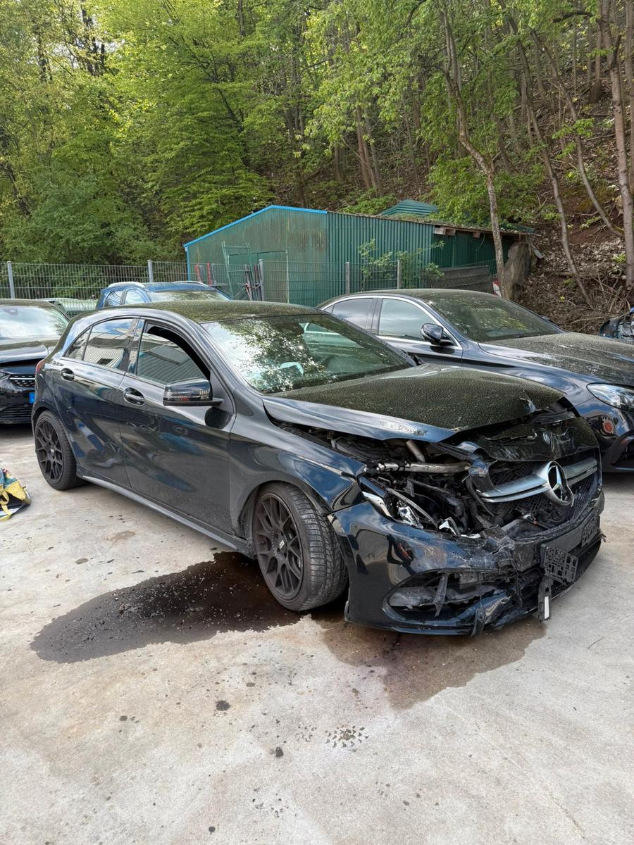 Mercedes-Benz A 45 AMG 4Matic*NightPaket*UNFALL*