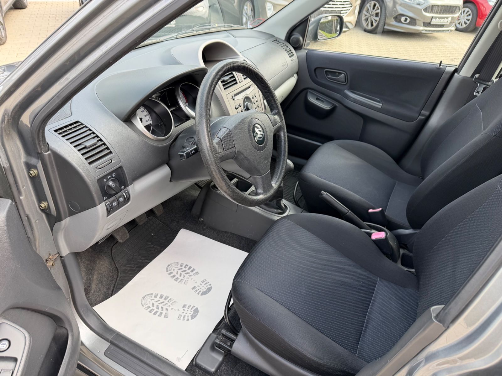 Fahrzeugabbildung Suzuki Ignis 1.5i°Allrad°Tüv 3-28°1.Hand°8-fach°