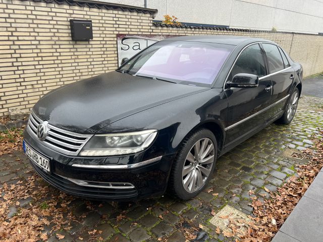 Volkswagen Phaeton V8 5-Sitzer 4Motion