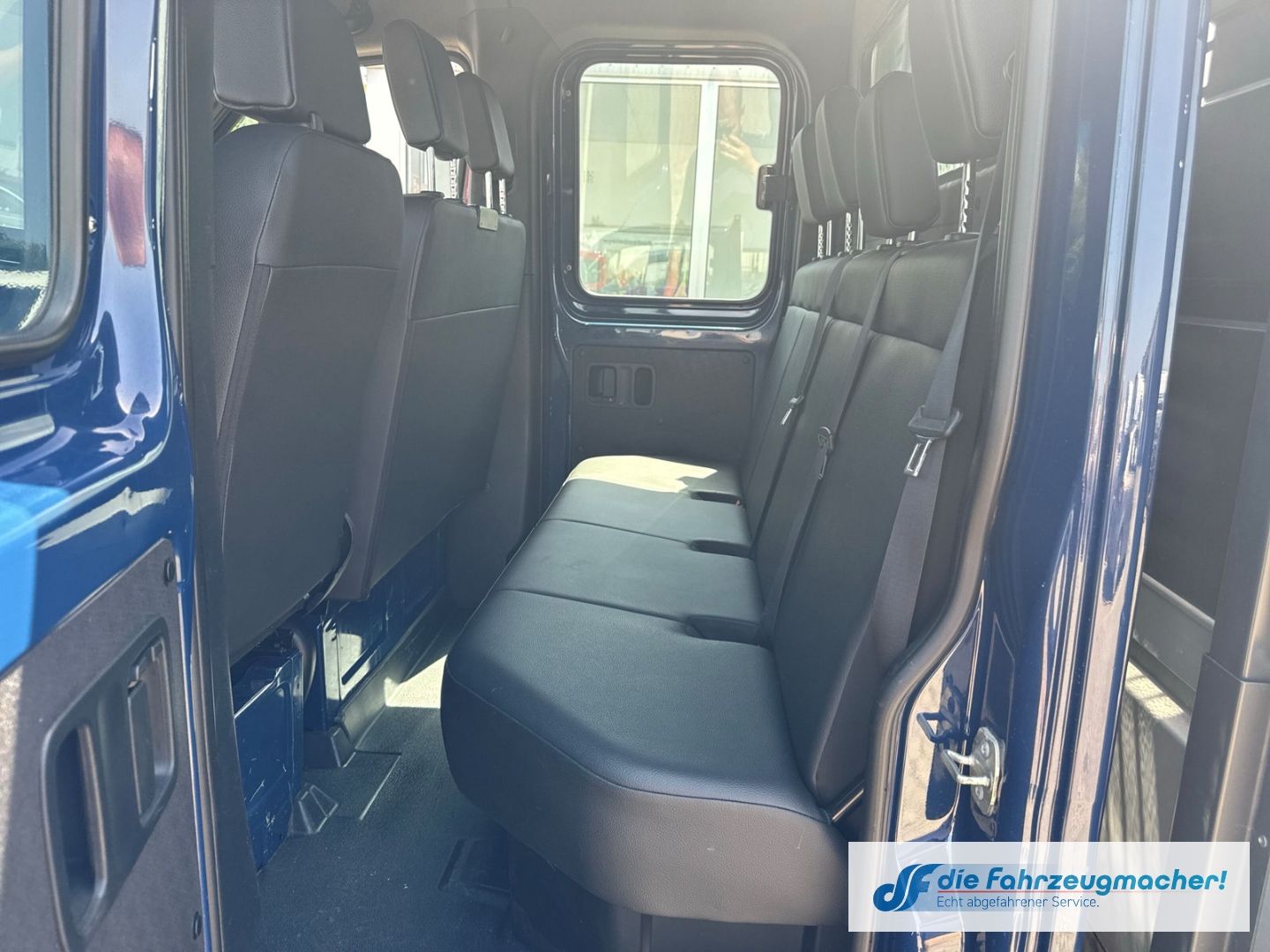 Fahrzeugabbildung Mercedes-Benz Sprinter Pritsche DoKa 316 CDi L3 AHK 3,5t Kamer
