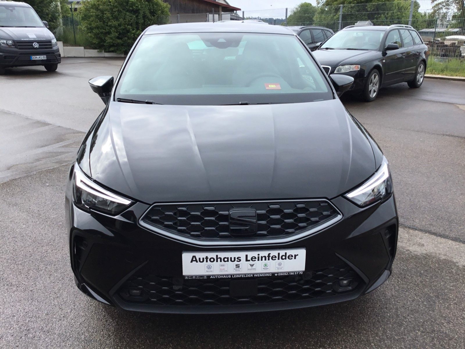 Fahrzeugabbildung SEAT Ibiza 1.5 TSI FR Black Edition DSG+Pano+18"+ACC