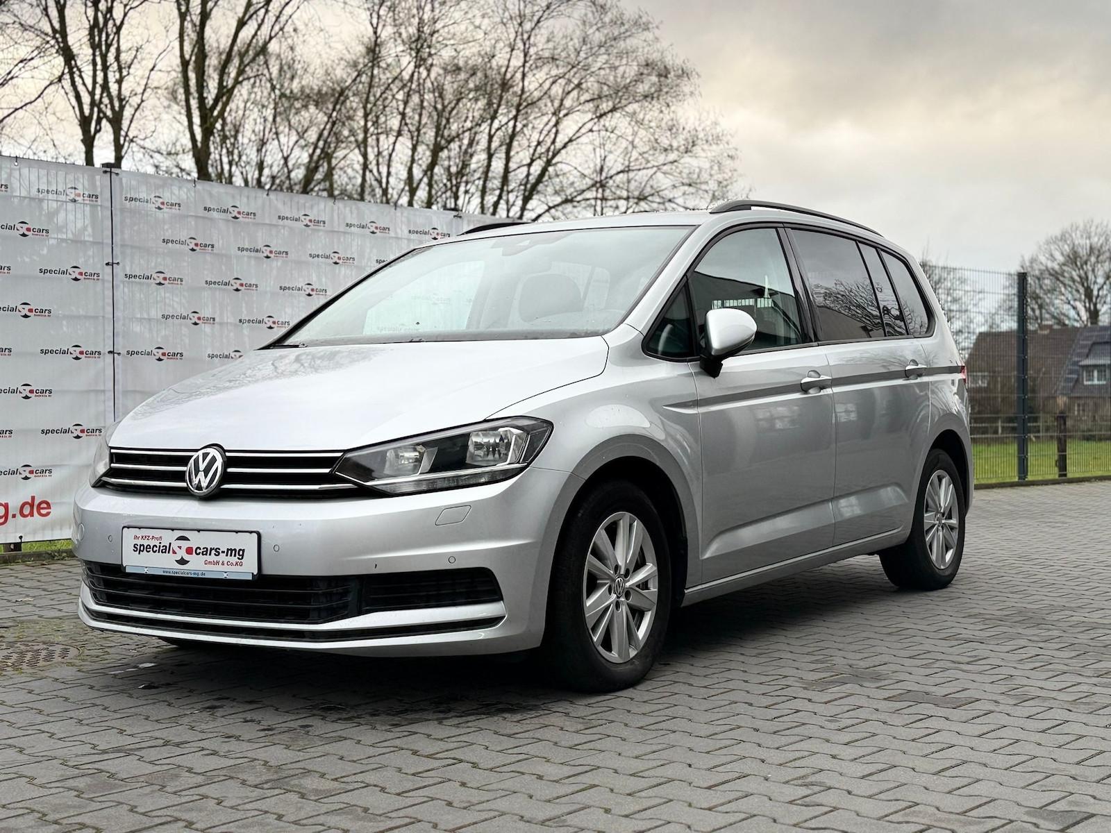 Volkswagen Touran 1.Hd / Automatik / AHK / 7 Sitze / Navi, миниатюра 2