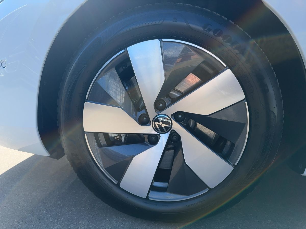 Volkswagen Passat Variant - Bild 15