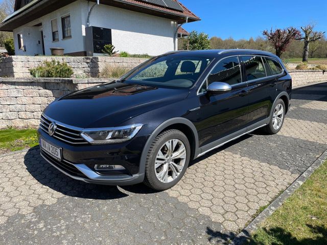 VW Passat Alltrack 2.0 TDI SCR 140kW DSG 4MOT A...