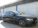 BMW 520 i Touring M Sport NAVI LED KAM LUFT 18"LASER