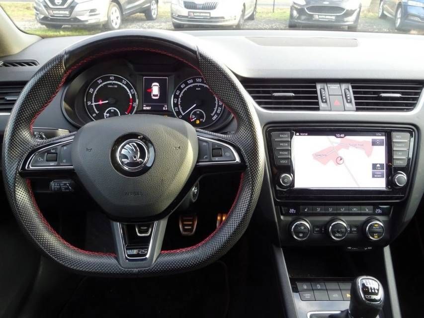 Fahrzeugabbildung SKODA Octavia Combi 2,0 TSI RS 230 Navi