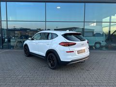 Fahrzeugabbildung Hyundai Tucson 1.6 CRDi *AHK*NAVI*KAMERA*LED*1.Hd.*