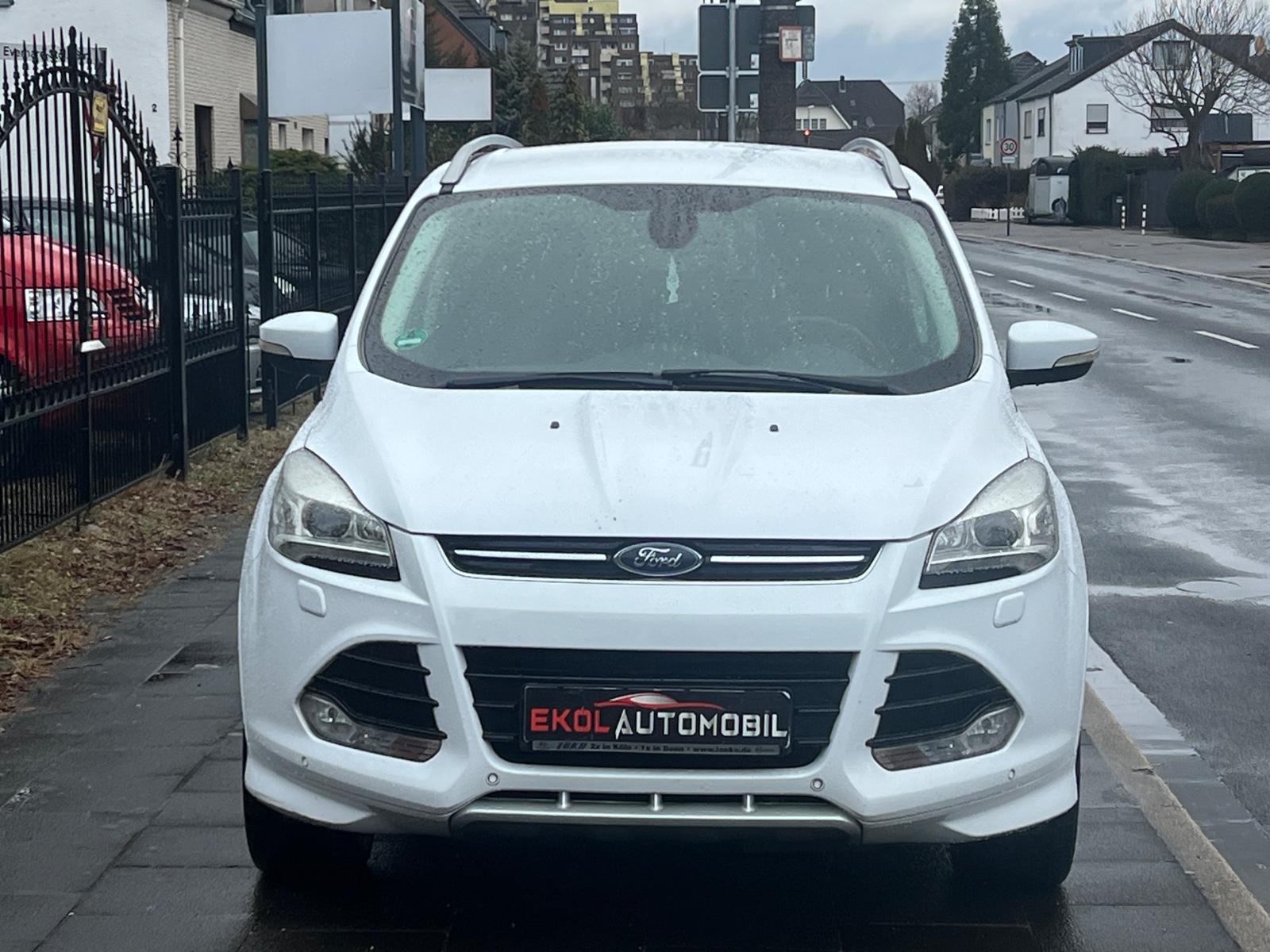 Ford Kuga Individual Euro (6) Navi Leder Xenon Kamera