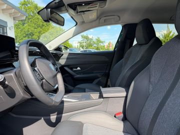 Peugeot 408 - 4