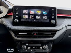 SKODA Fabia Monte Carlo LED SHZ behz.Lenkr 5J Garantie