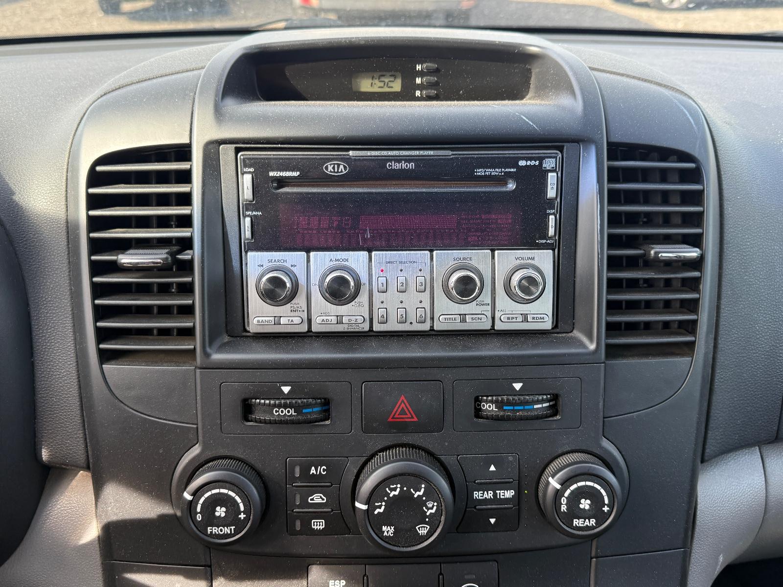Kia Carnival 2009 — photo 9