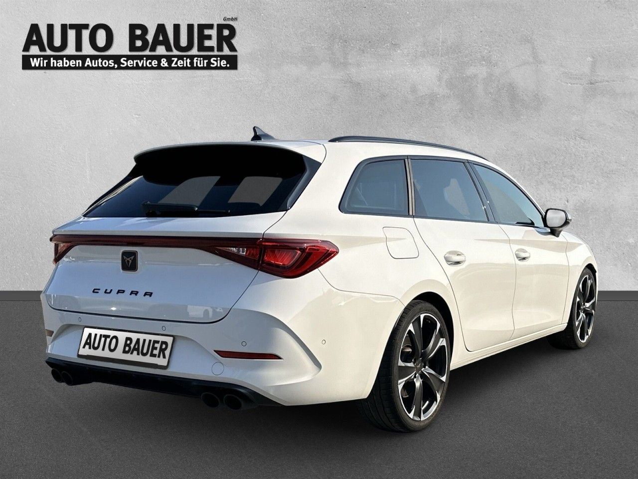 Fahrzeugabbildung CUPRA Leon Sportstourer VZ 2.0 TSI 4Drive DSG - mit KI generiert/bearbeitet